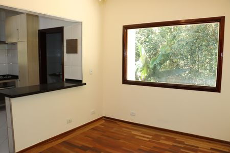 Casa de condomínio para alugar com 330m², 5 quartos e 6 vagasCorredor