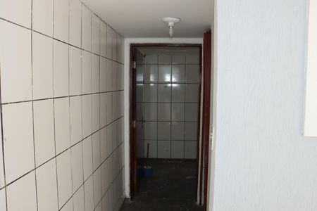 Casa de condomínio para alugar com 330m², 5 quartos e 6 vagasBanheiro de Serviço