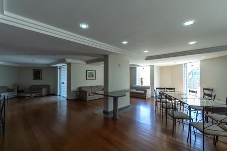 Apartamento à venda com 140m², 3 quartos e 2 vagasÁrea comum - Salão de festas