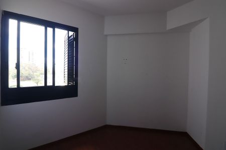 Apartamento à venda com 140m², 3 quartos e 2 vagasQuarto 2 - Suíte