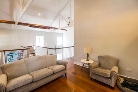 Casa de condomínio à venda com 645m², 4 quartos e 3 vagasSala 2