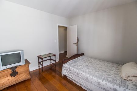 Casa de condomínio à venda com 645m², 4 quartos e 3 vagasSuíte 3