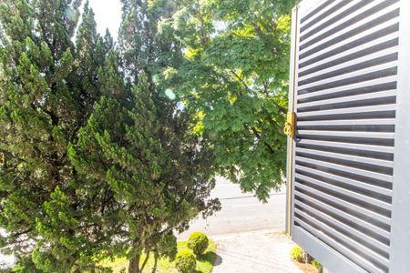 Casa de condomínio à venda com 645m², 4 quartos e 3 vagasVista da Suíte 2