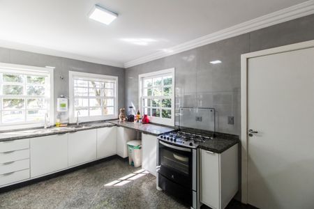 Casa de condomínio à venda com 645m², 4 quartos e 3 vagasCozinha