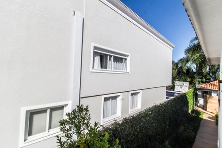 Casa de condomínio à venda com 645m², 4 quartos e 3 vagasVista da Suíte 3