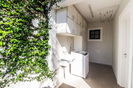 Casa de condomínio à venda com 645m², 4 quartos e 3 vagasÁrea de Serviço