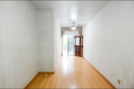 Apartamento à venda com 75m², 2 quartos e 1 vaga Apartamento à venda com 75m², 2 quartos e 1 vagaSala
