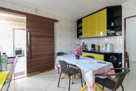 Casa para alugar com 75m², 2 quartos e sem vagaCozinha