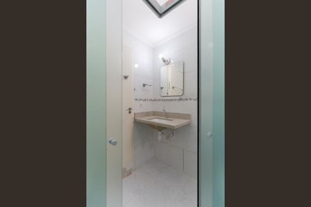 Apartamento à venda com 65m², 2 quartos e 1 vaga Apartamento à venda com 65m², 2 quartos e 1 vagaBanheiro