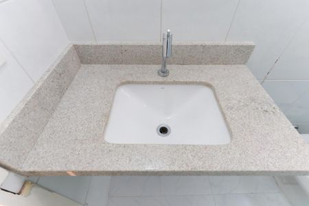 Apartamento à venda com 65m², 2 quartos e 1 vaga Apartamento à venda com 65m², 2 quartos e 1 vagaBanheiro