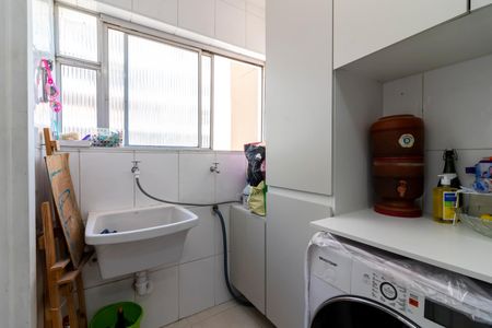 Apartamento à venda com 60m², 2 quartos e 1 vagaÁrea de Serviço
