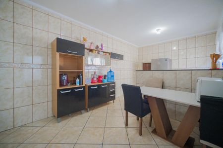 Casa à venda com 125m², 3 quartos e 2 vagasCozinha