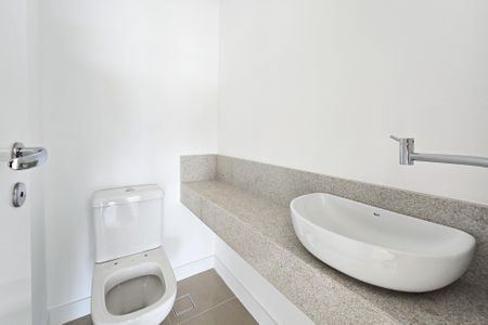 Apartamento à venda com 137m², 3 quartos e 3 vagas Apartamento à venda com 137m², 3 quartos e 3 vagasLavabo