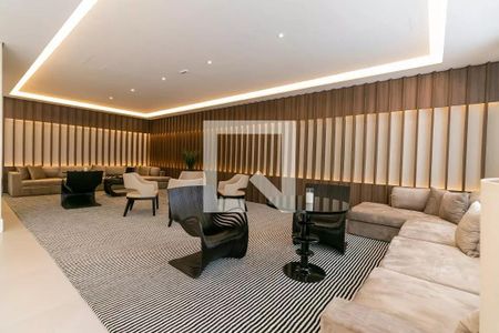 Apartamento à venda com 85m², 2 quartos e 2 vagasHall social