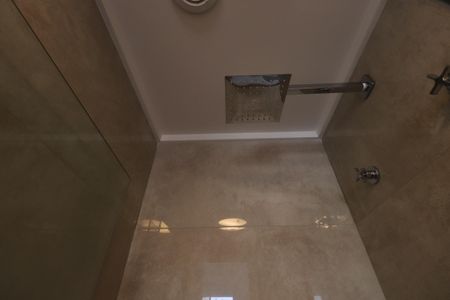 Apartamento à venda com 85m², 2 quartos e 2 vagasBanheiro da Suíte 2