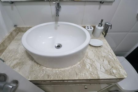 Apartamento para alugar com 220m², 5 quartos e 2 vagasBanheiro Suíte 3