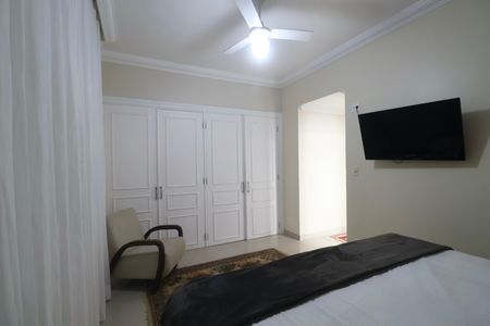 Apartamento para alugar com 220m², 5 quartos e 2 vagas Suíte