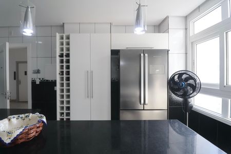 Apartamento para alugar com 220m², 5 quartos e 2 vagasCozinha