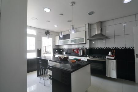 Apartamento para alugar com 220m², 5 quartos e 2 vagasCozinha