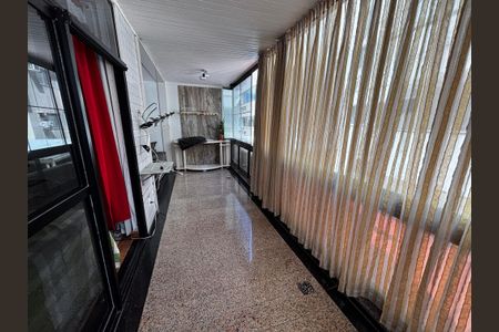 Apartamento à venda com 91m², 3 quartos e 2 vagasVaranda