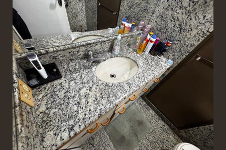 Apartamento à venda com 91m², 3 quartos e 2 vagasBanheiro