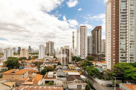 Quarto - Varanda - Vista de kitnet/studio para alugar com 1 quarto, 27m² em Jardim das Acacias, São Paulo