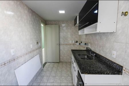 Cozinha de apartamento para alugar com 2 quartos, 70m² em Vila Isabel, Rio de Janeiro