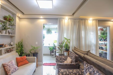 Apartamento à venda com 105m², 3 quartos e 2 vagas Apartamento à venda com 105m², 3 quartos e 2 vagasSala