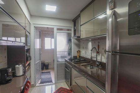 Apartamento à venda com 105m², 3 quartos e 2 vagas Apartamento à venda com 105m², 3 quartos e 2 vagasCozinha