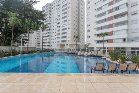 Apartamento à venda com 105m², 3 quartos e 2 vagas Apartamento à venda com 105m², 3 quartos e 2 vagasÁrea comum - Piscina