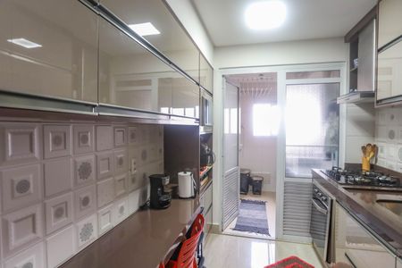 Apartamento à venda com 105m², 3 quartos e 2 vagas Apartamento à venda com 105m², 3 quartos e 2 vagasCozinha