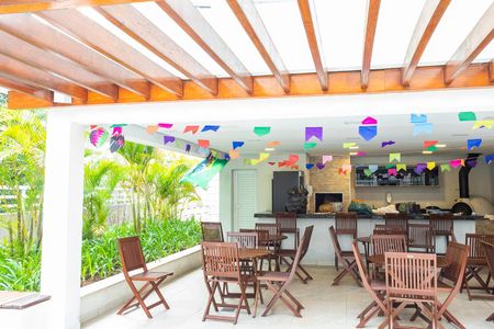 Apartamento à venda com 105m², 3 quartos e 2 vagas Apartamento à venda com 105m², 3 quartos e 2 vagasÁrea comum - Churrasqueira