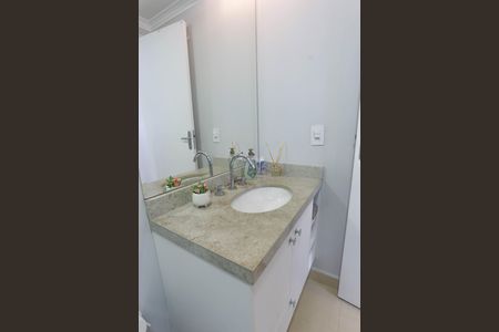 Apartamento à venda com 105m², 3 quartos e 2 vagas Apartamento à venda com 105m², 3 quartos e 2 vagasBanheiro da suíte 2