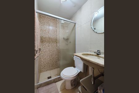 Apartamento à venda com 75m², 2 quartos e 1 vagaBanheiro Corredor