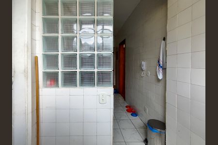 Apartamento à venda com 75m², 2 quartos e 1 vagaÁrea de Serviço