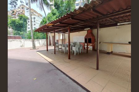 Apartamento à venda com 75m², 2 quartos e 1 vagaÁrea comum - Churrasqueira