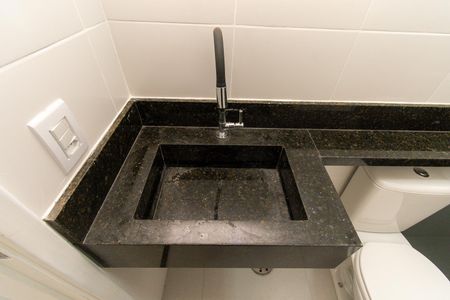 Apartamento à venda com 65m², 2 quartos e 1 vaga Apartamento à venda com 65m², 2 quartos e 1 vagaBanheiro