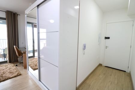 Studio à venda com 30m², 1 quarto e sem vaga Studio à venda com 30m², 1 quarto e sem vagaStudio