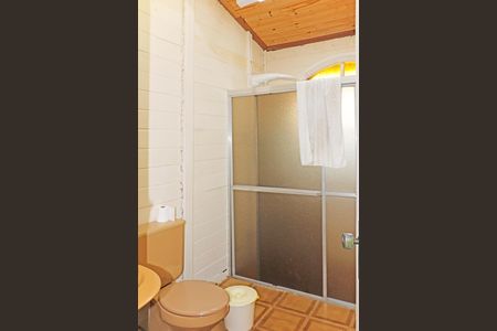 Casa de condomínio para alugar com 840m², 3 quartos e 4 vagasBanheiro do Quarto 3