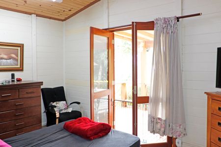 Casa de condomínio para alugar com 840m², 3 quartos e 4 vagasQuarto 1