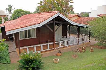 Casa de condomínio para alugar com 840m², 3 quartos e 4 vagasFachada