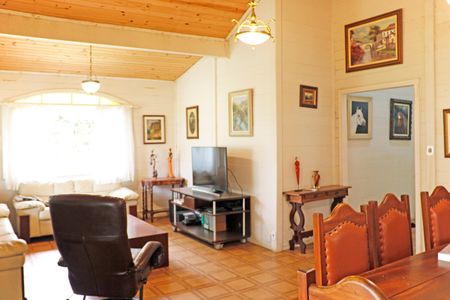 Sala de casa de condomínio para alugar com 3 quartos, 840m² em Condomínio Estância Marambaia, Vinhedo