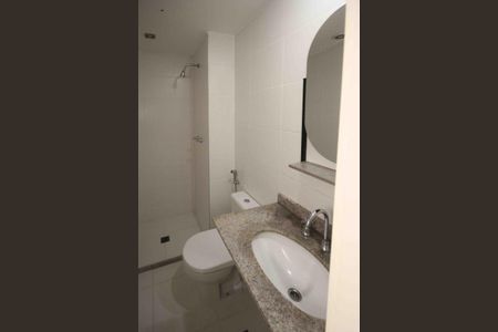 Apartamento à venda com 76m², 3 quartos e 1 vagaBanheiro Social