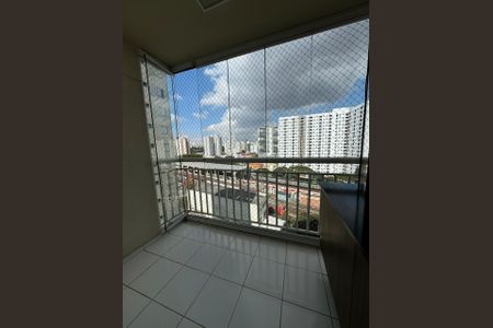 Apartamento à venda com 65m², 2 quartos e 1 vagaSacada