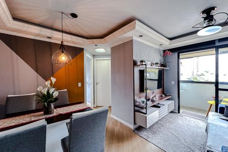 Sala de apartamento à venda com 2 quartos, 60m² em Vila Bertioga, São Paulo