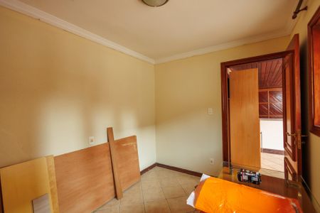 Casa de condomínio para alugar com 300m², 5 quartos e 2 vagasQuarto de Serviço