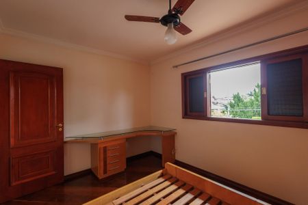 Casa de condomínio para alugar com 300m², 5 quartos e 2 vagasQuarto 2