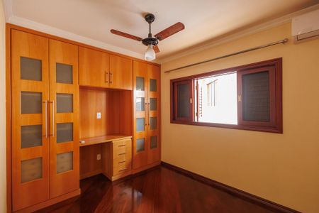 Casa de condomínio para alugar com 300m², 5 quartos e 2 vagasQuarto 3