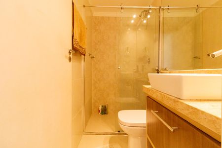 Apartamento à venda com 53m², 2 quartos e 1 vaga Apartamento à venda com 53m², 2 quartos e 1 vagaBanheiro