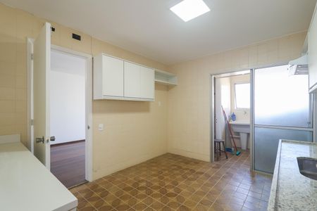 Apartamento para alugar com 102m², 3 quartos e 2 vagasCozinha